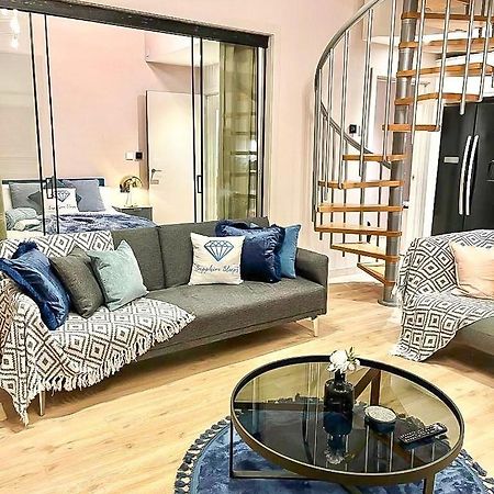 M1 City Centre 3 Bed 3 Bath Luxe Penthouse Manchester Bagian luar foto