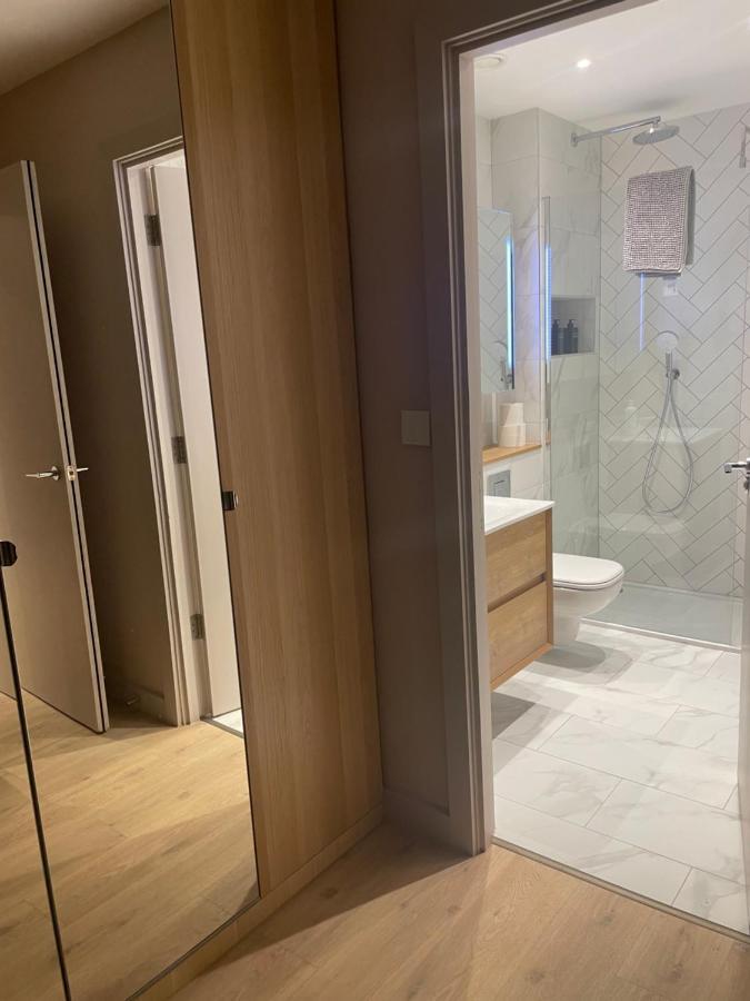M1 City Centre 3 Bed 3 Bath Luxe Penthouse Manchester Bagian luar foto