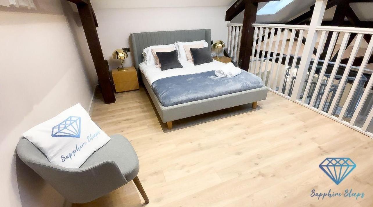 M1 City Centre 3 Bed 3 Bath Luxe Penthouse Manchester Bagian luar foto