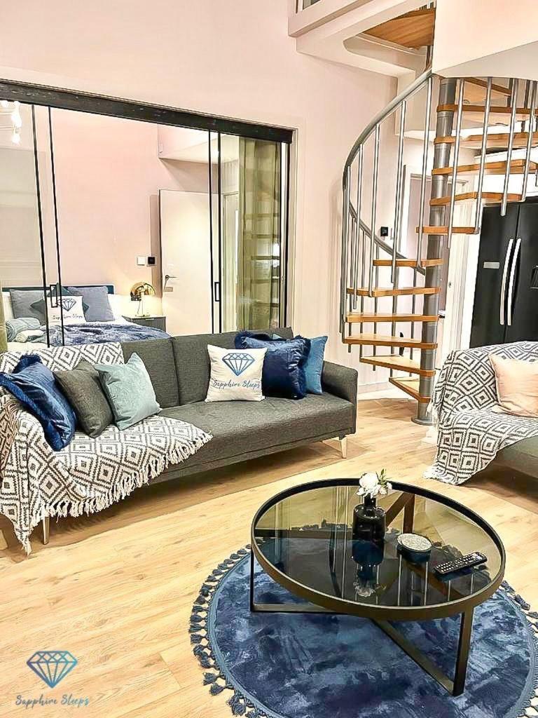 M1 City Centre 3 Bed 3 Bath Luxe Penthouse Manchester Bagian luar foto