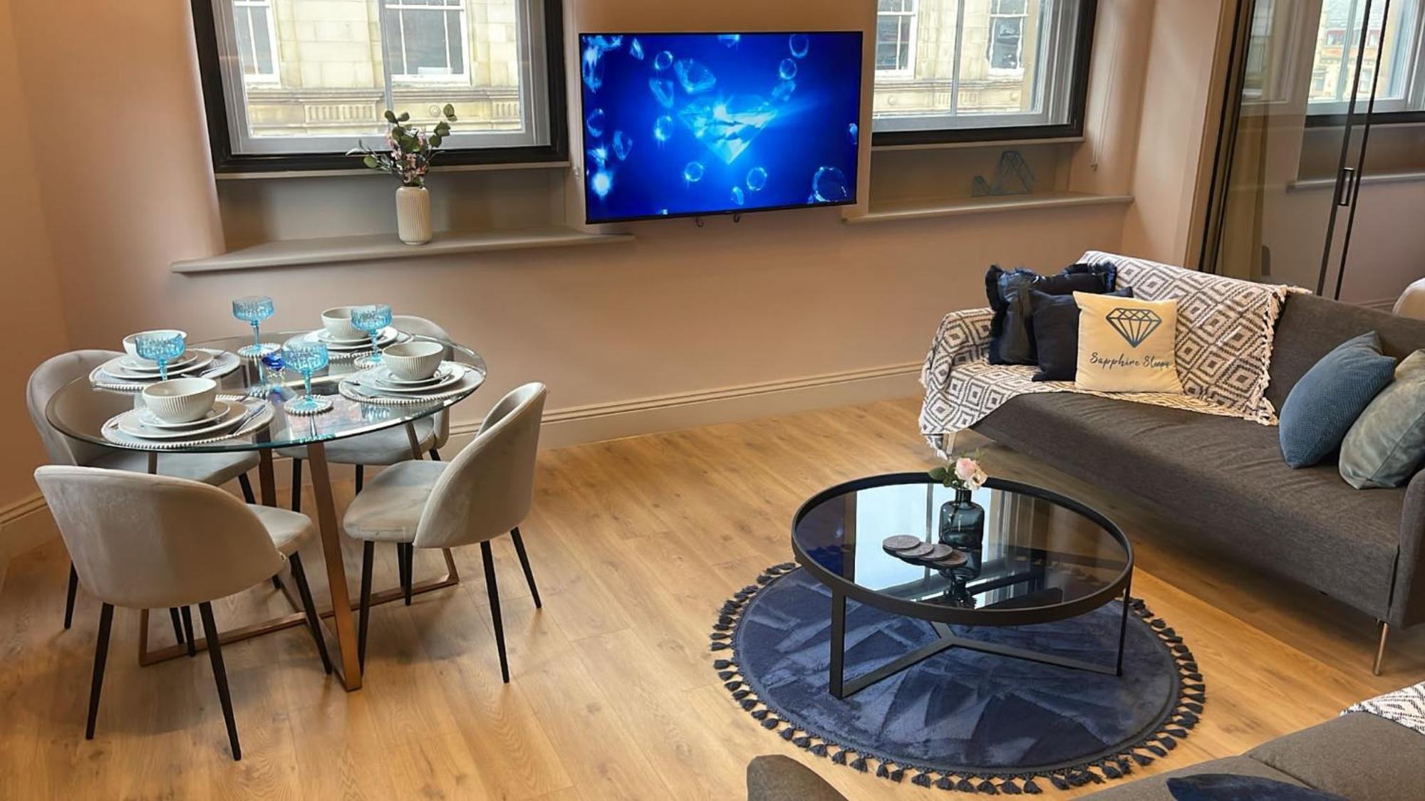 M1 City Centre 3 Bed 3 Bath Luxe Penthouse Manchester Bagian luar foto