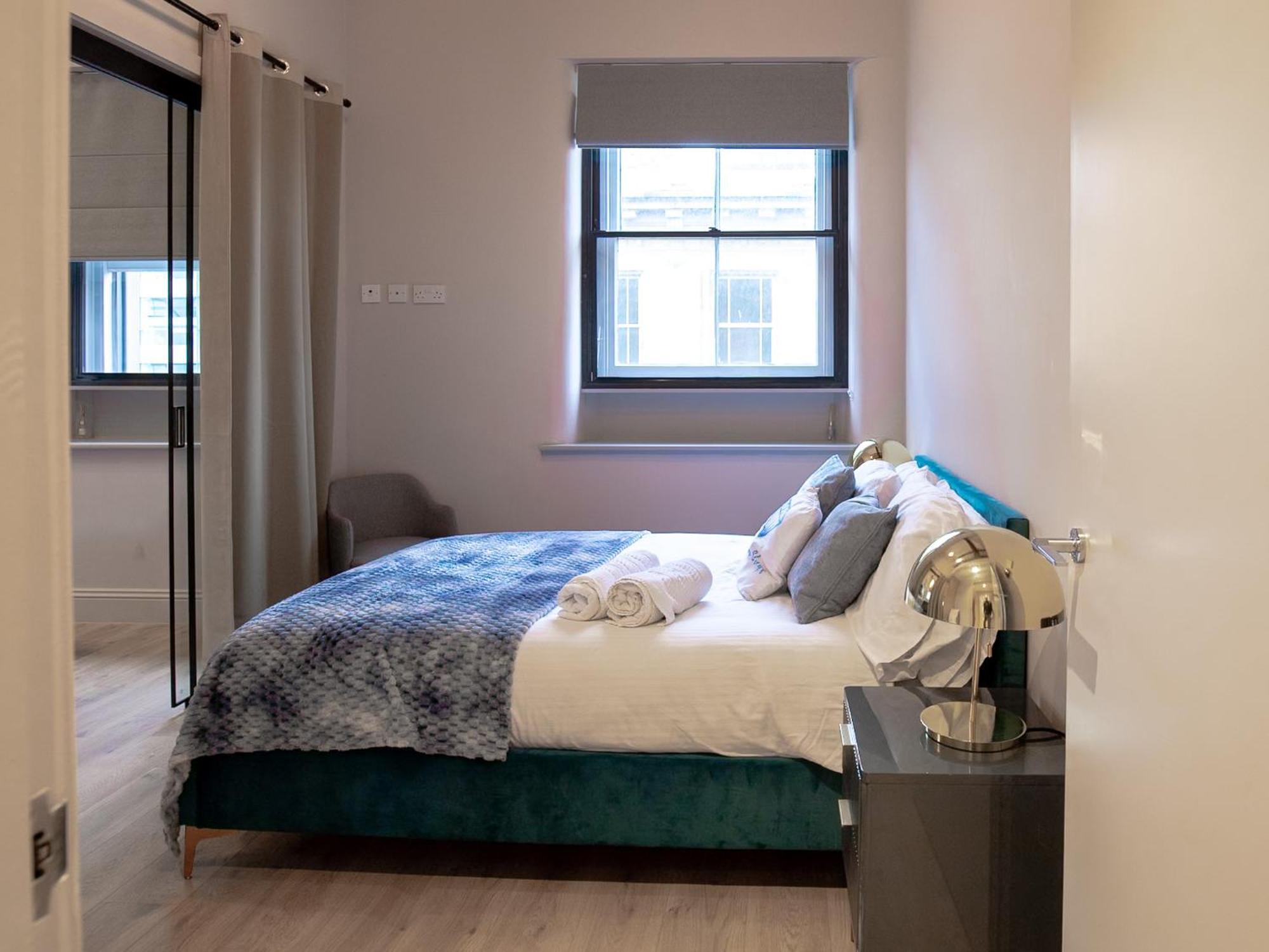 M1 City Centre 3 Bed 3 Bath Luxe Penthouse Manchester Bagian luar foto